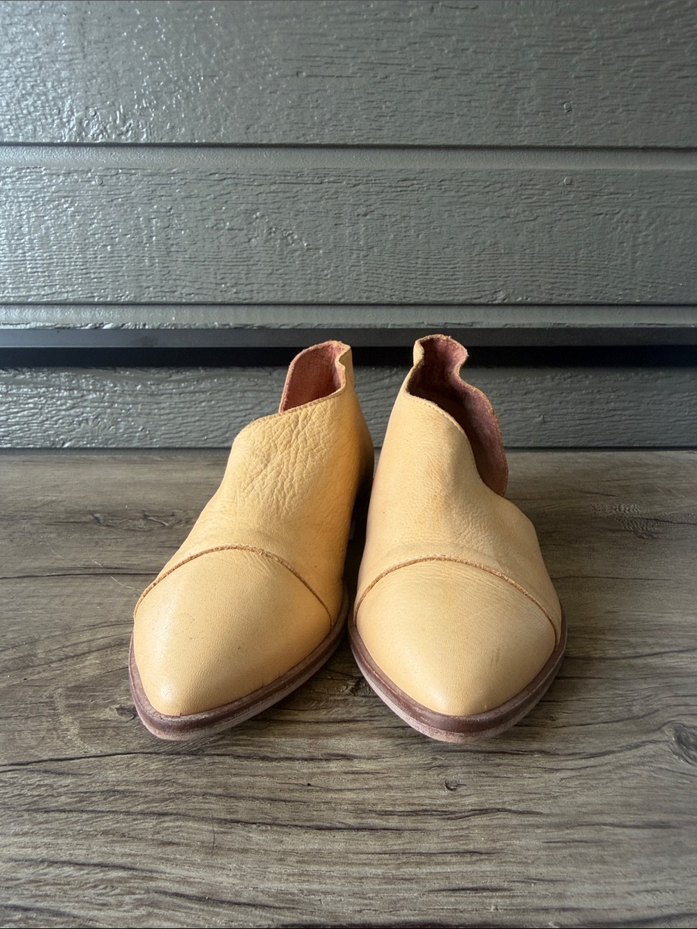Free People Women's Slip-On Flats in Light Yellow size 41 - Picture 5 of 9